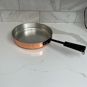 Vintage Metal Copper and Brass Frying Pans 10 inch Wall Hangings, Kitchen Decor